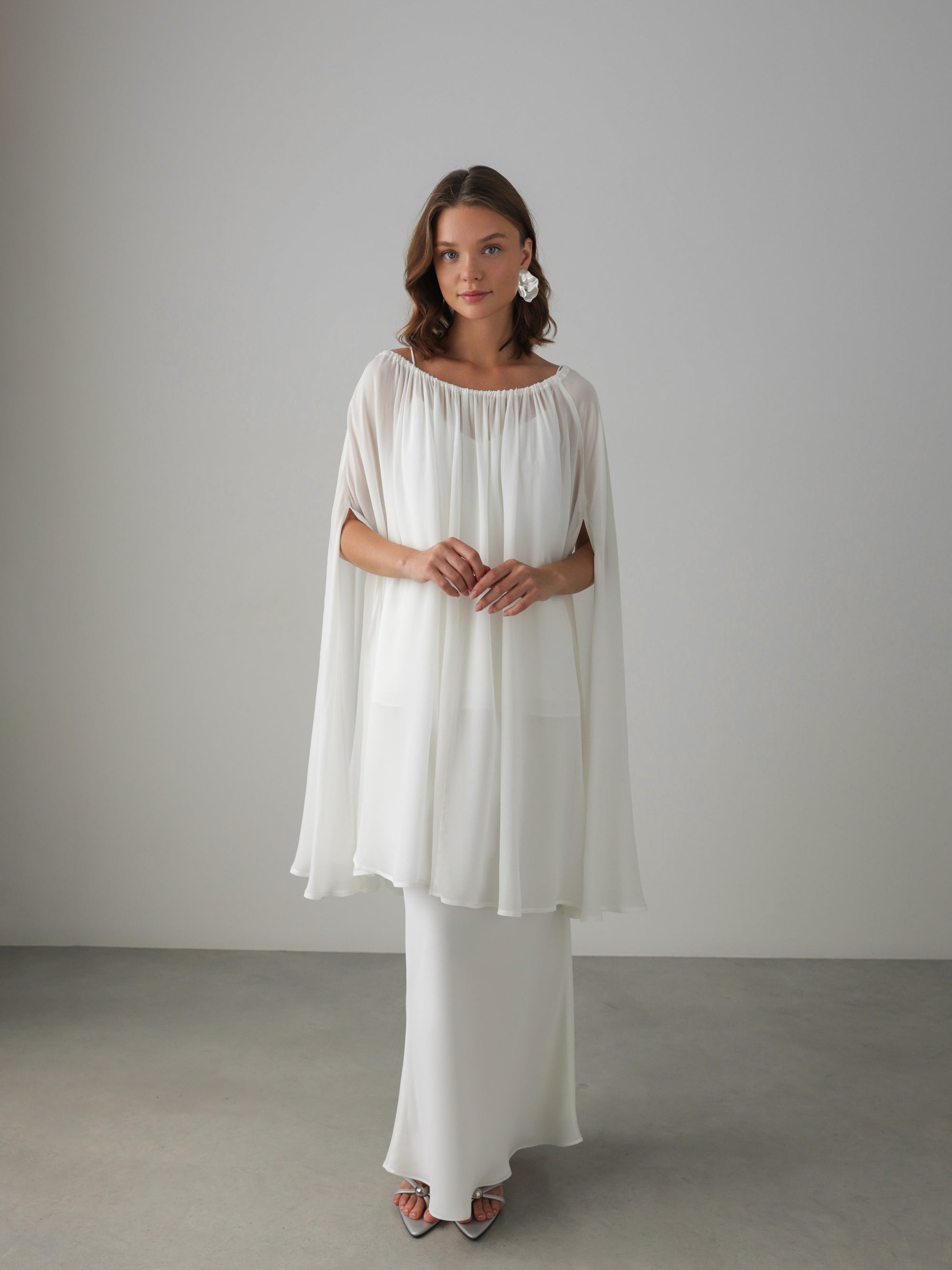 Essential Minimal Top