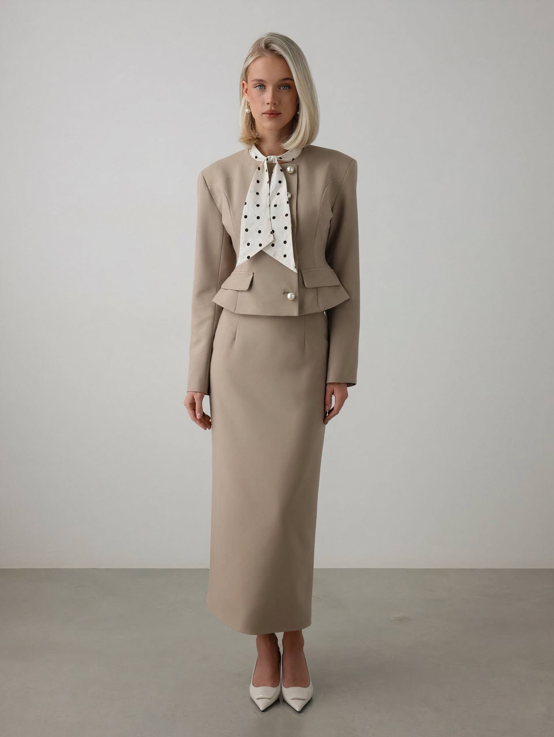 Amelie Pearl Button Set