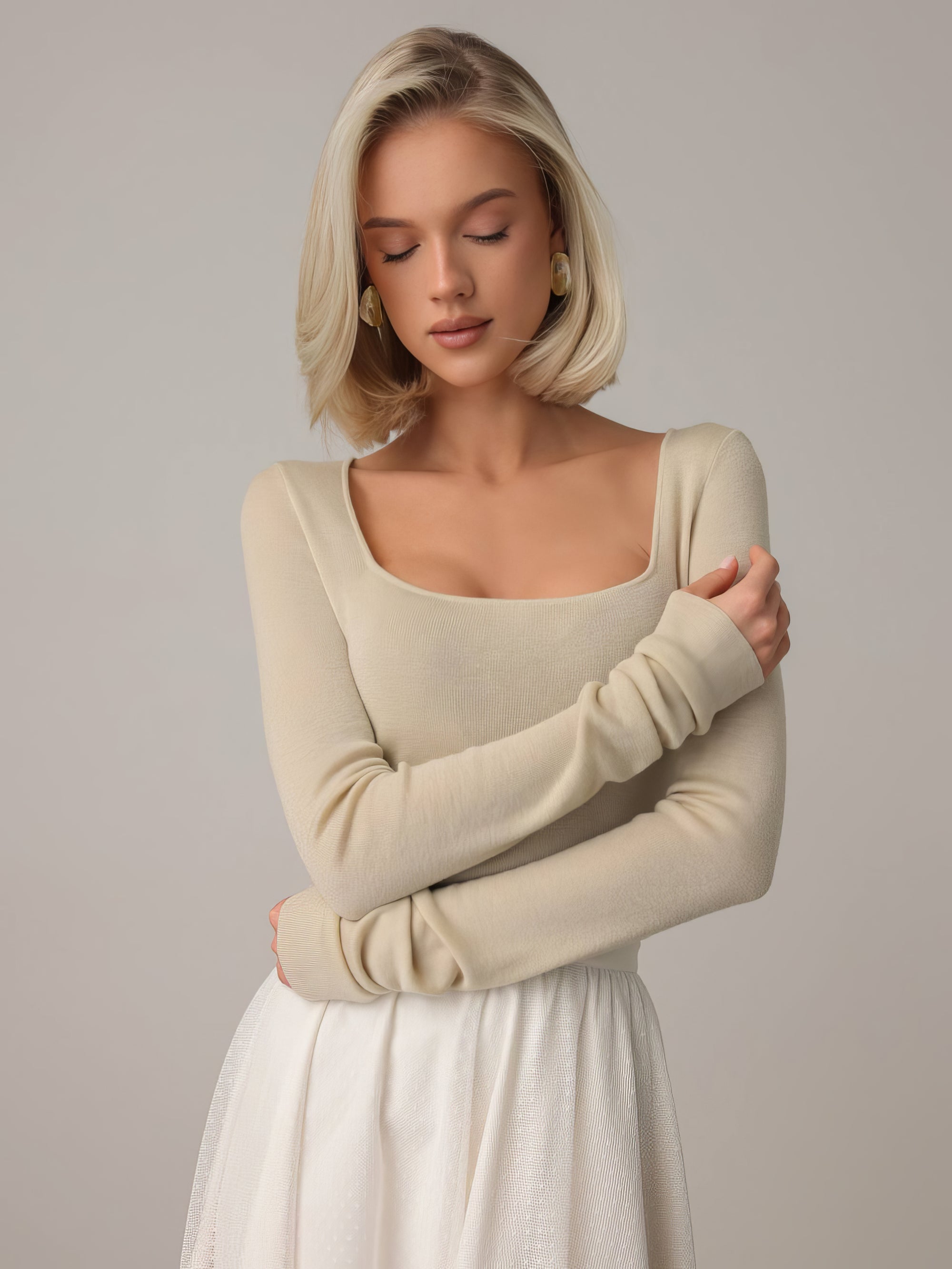 Voluminous Off-White Midi Skirt