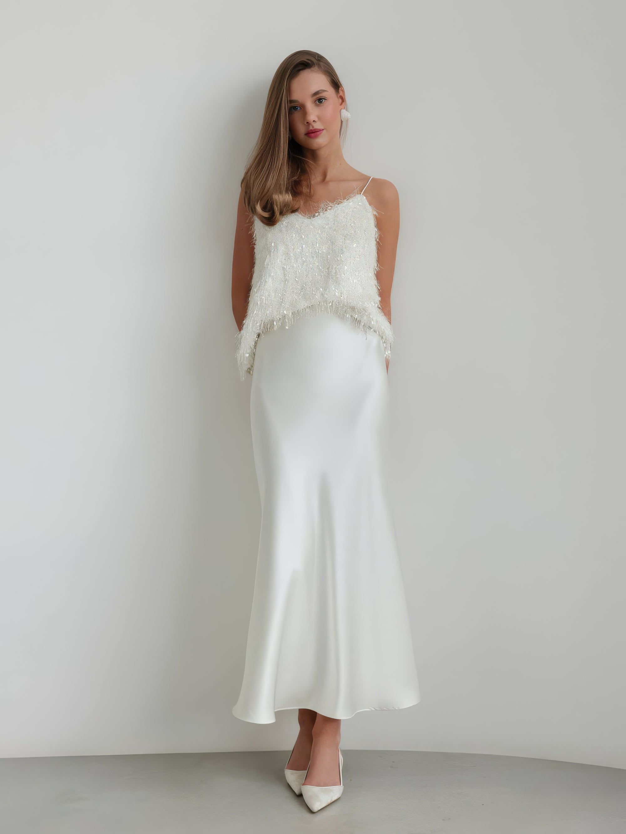 Grand Shimmering White Tulle Midi Skirt