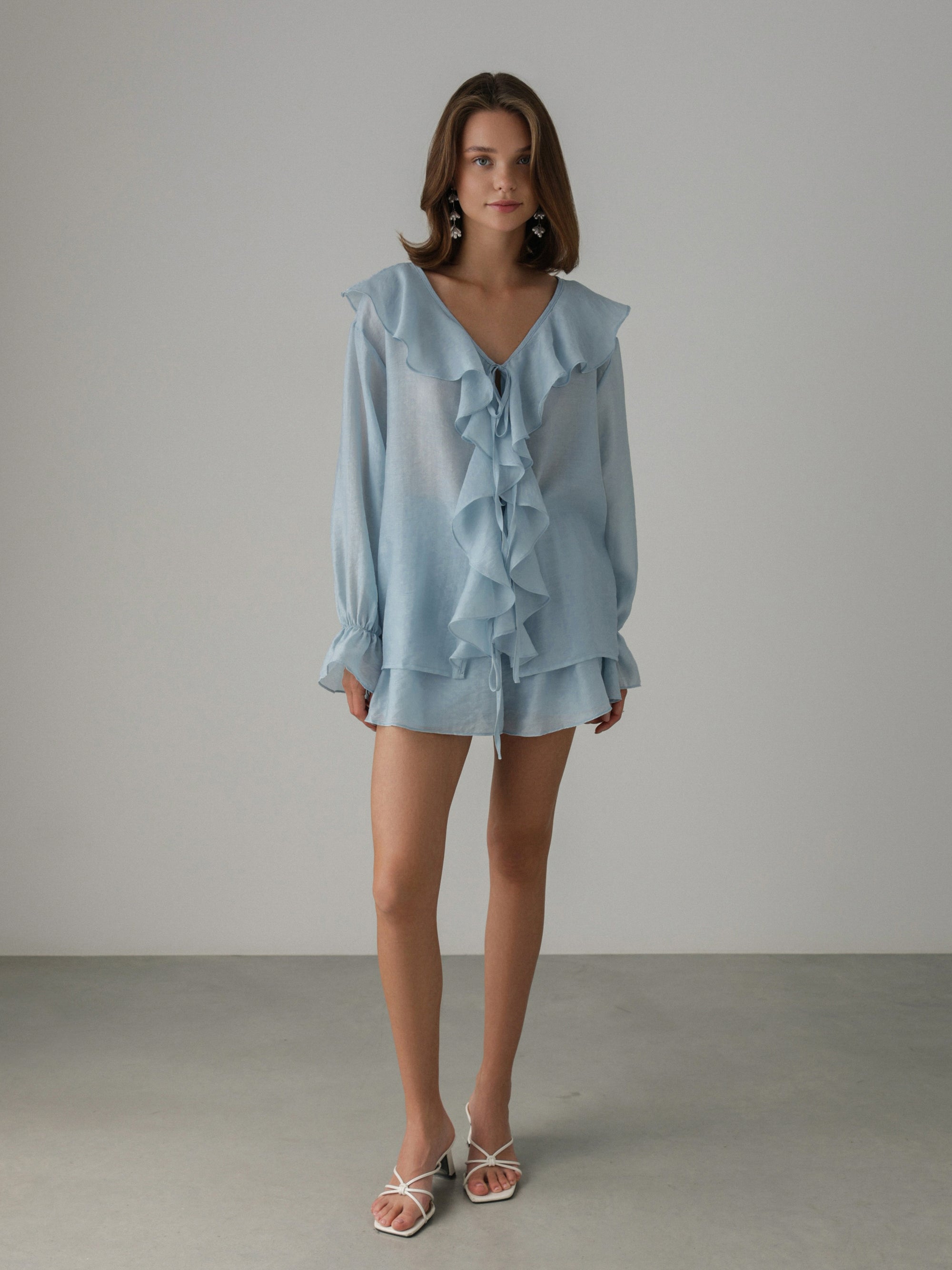Sky Waltz Linen Set