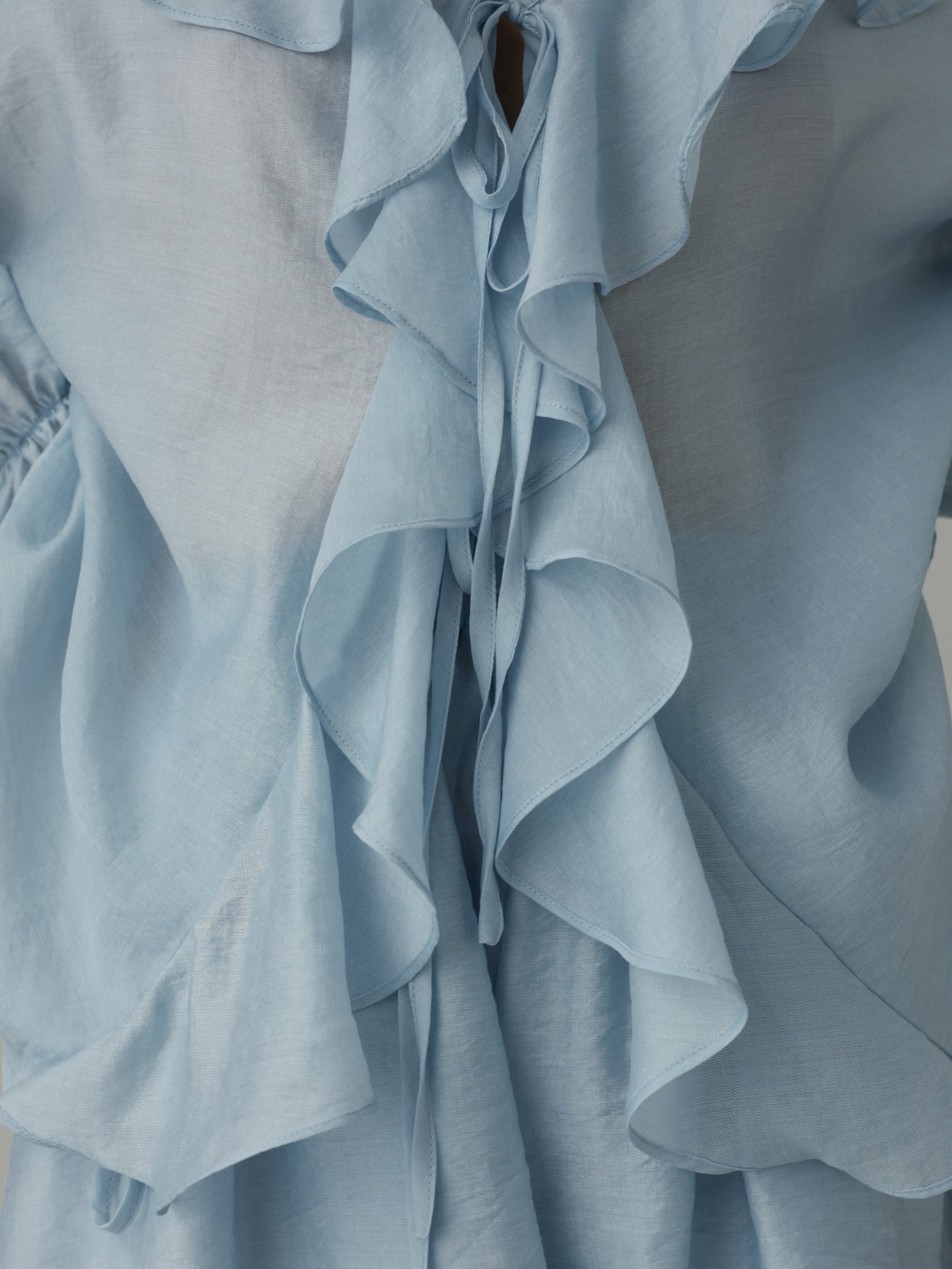 Sky Waltz Linen Set
