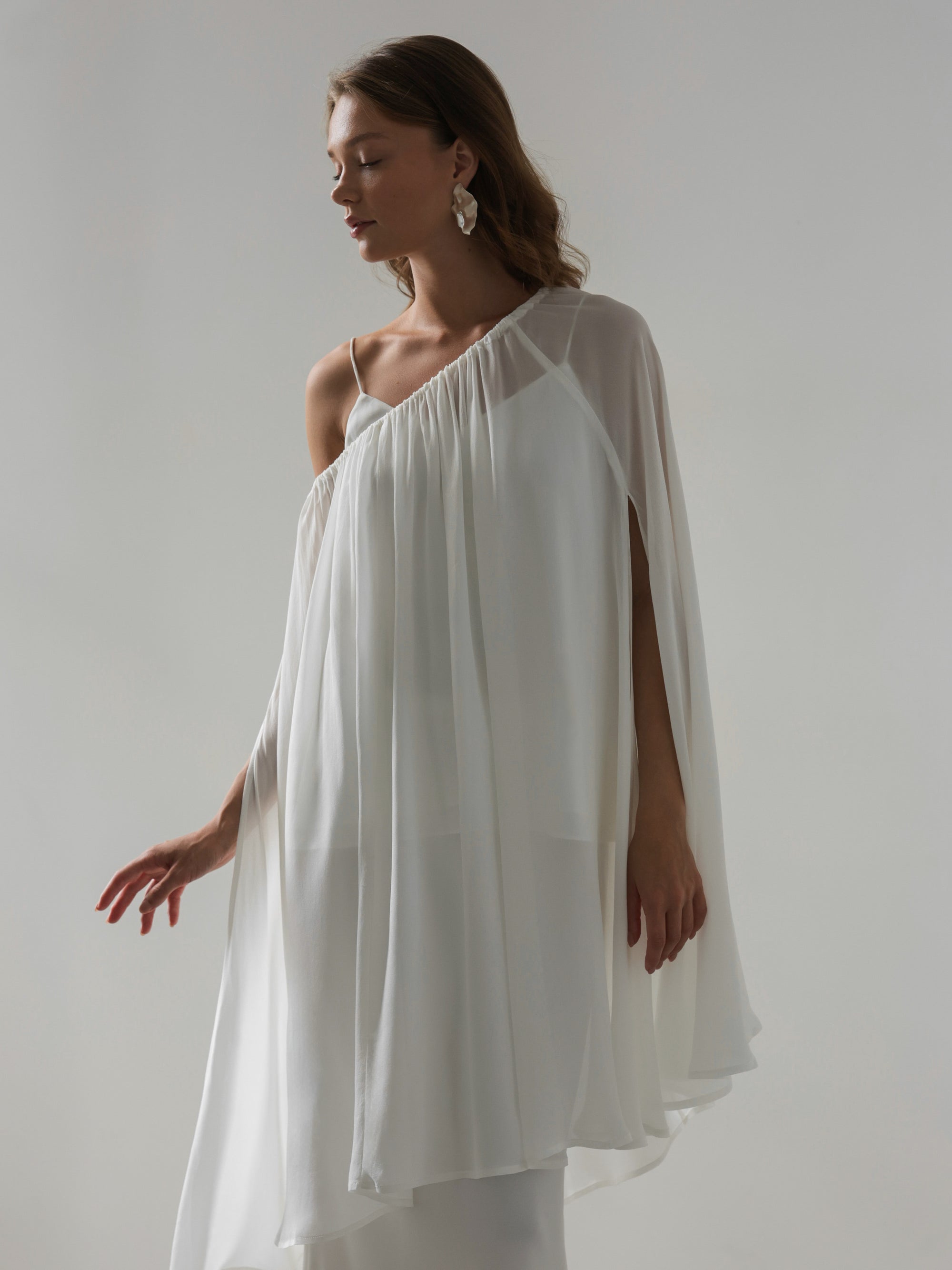 Air Veil Cape