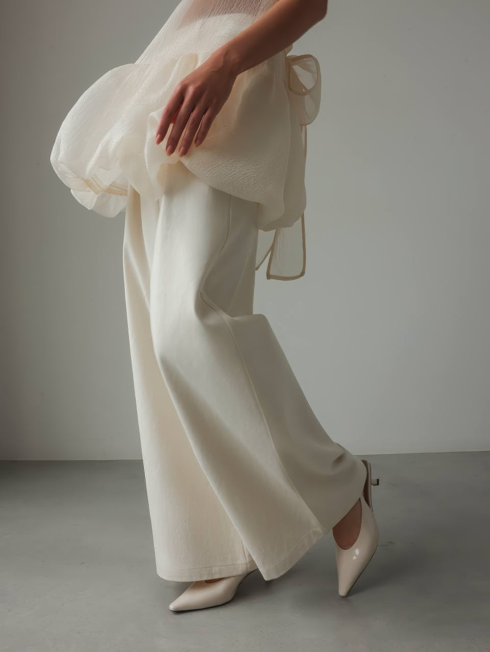 Voluminous Charm Top