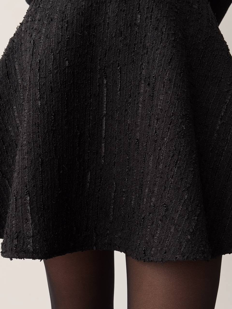 Textured Black Flared Skirt-Short