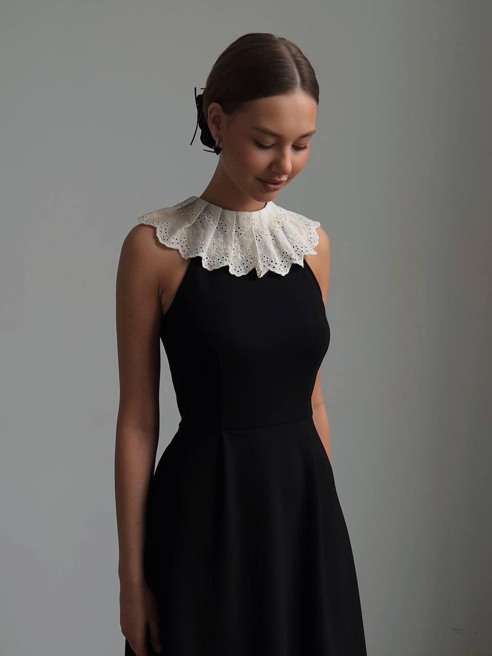 Elegant Black Midi Dress Special Design with Lace Collar.