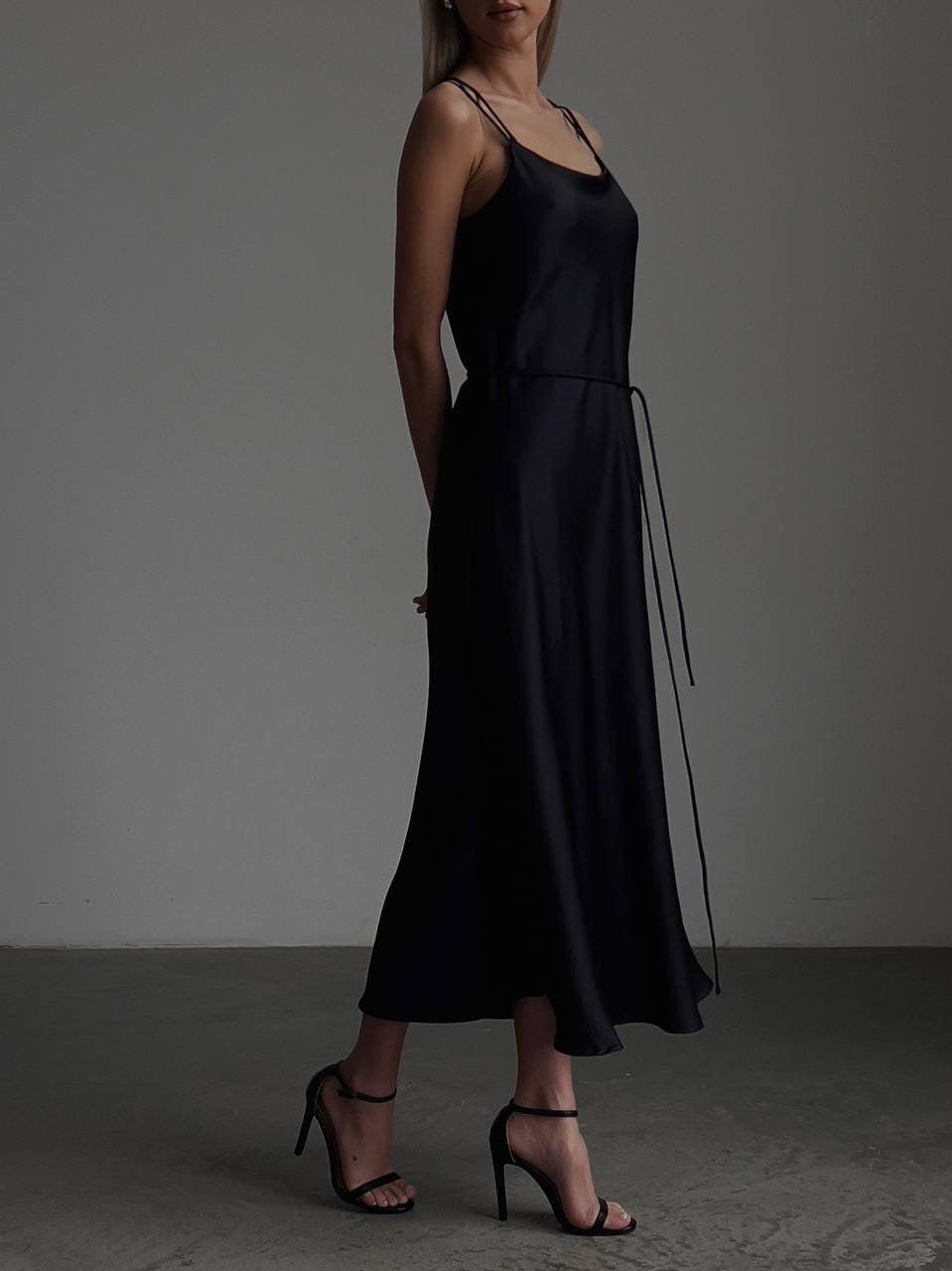 Elegant Black Midi Dress.