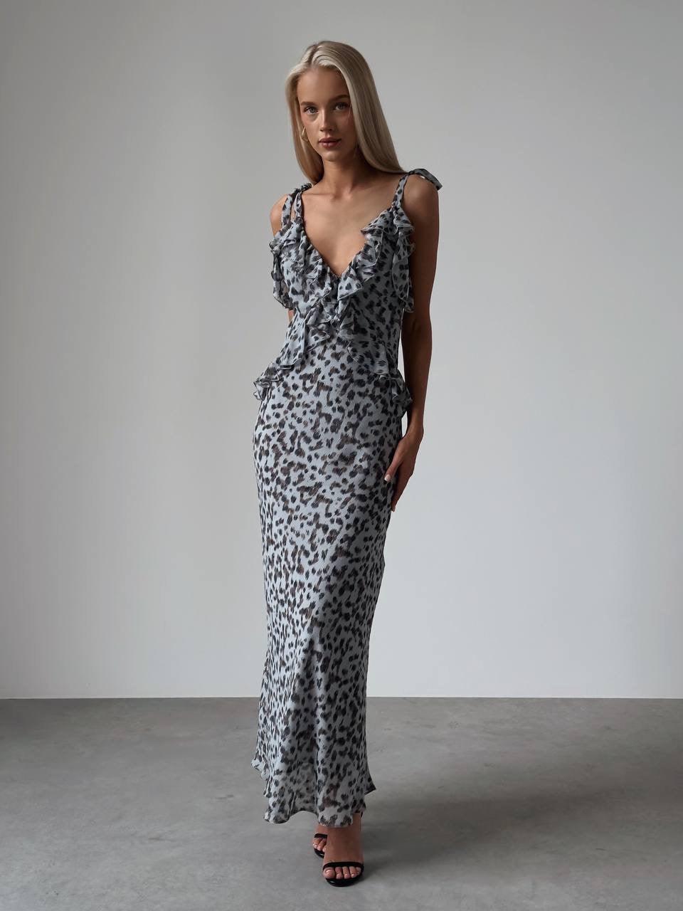 Elegant Gray Leopard Print Maxi Dress.