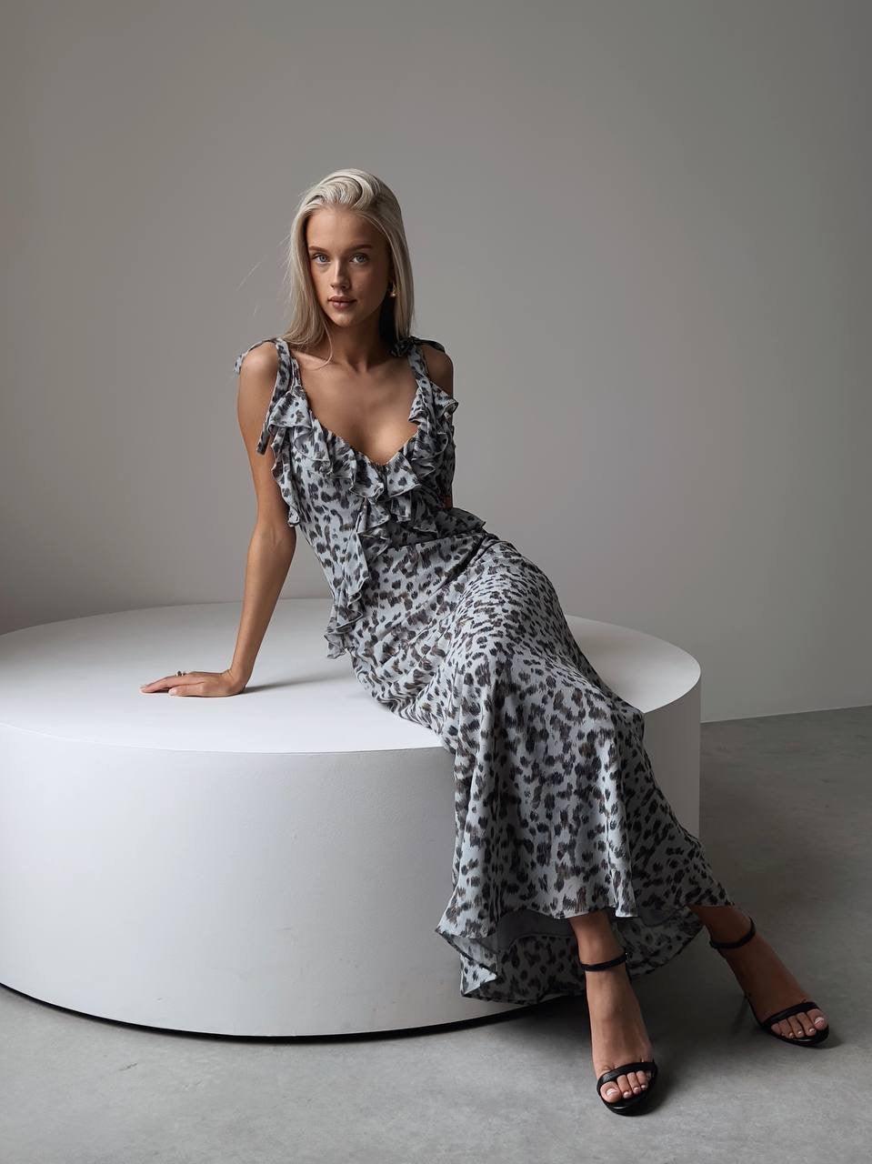 Elegant Gray Leopard Print Maxi Dress.