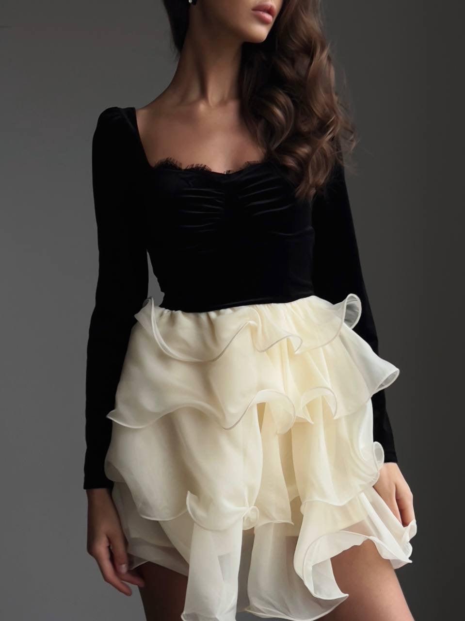 Stunning Black-White Contrast Dress - GodBlessDress