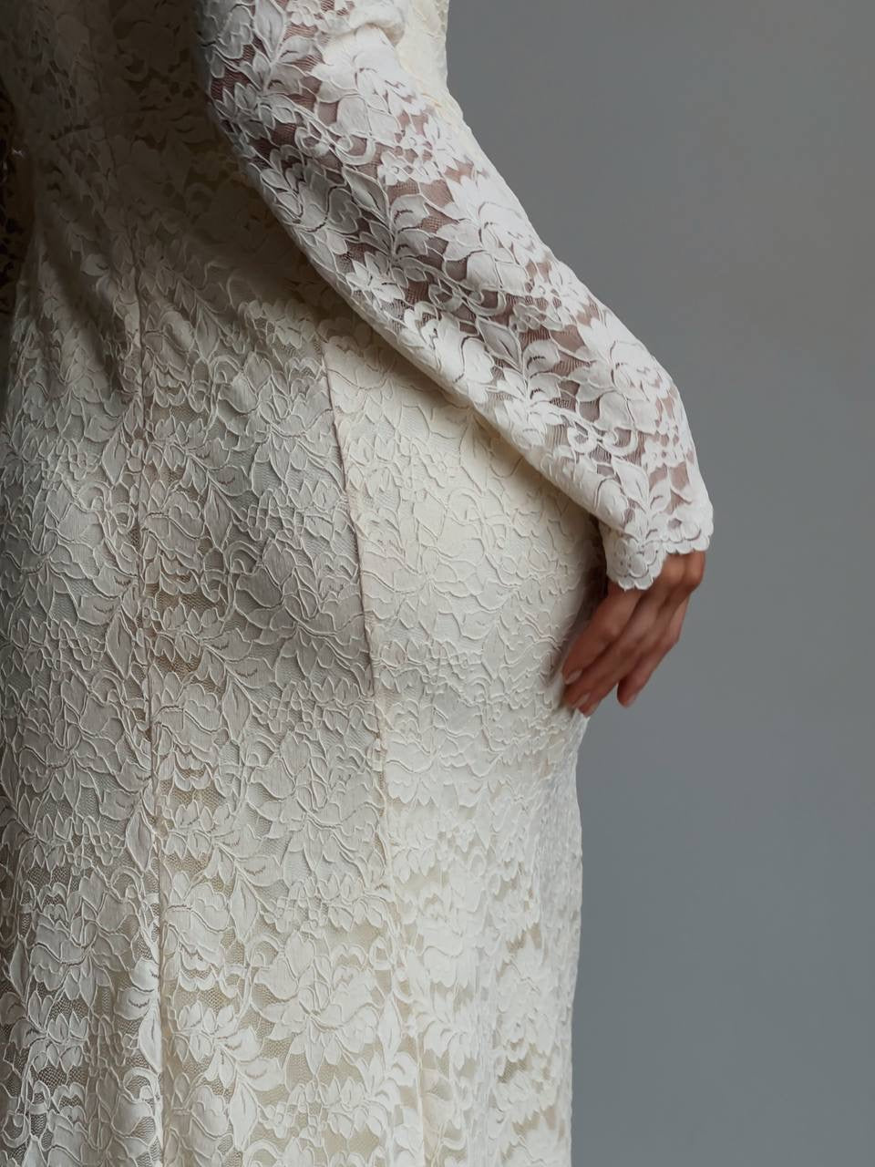 Elegant Lace-Embroidered Cream Midi Dress