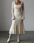 Romantic Lace-Embroidered Vintage Wedding Dress